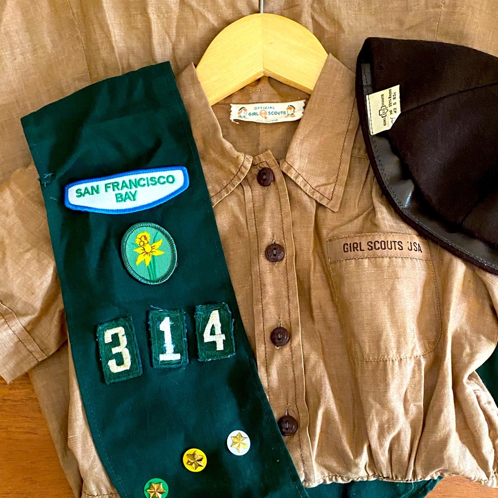 60s Brownie Girl Scout Uniform plus bonus items